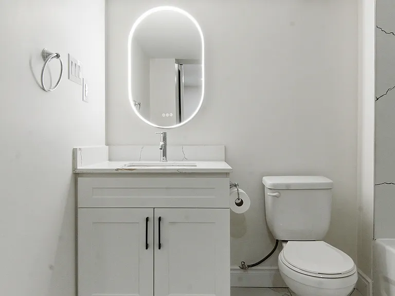 1814 Whitehall Dr — Photo 25