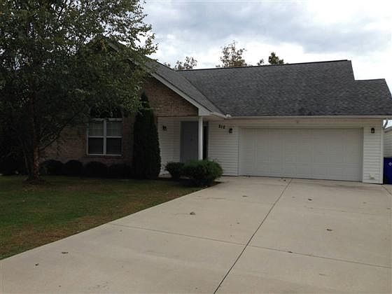1st image of 210 Kusa Cir