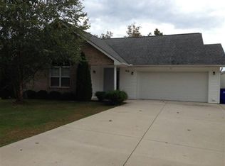 210 Kusa Cir, Crossville, TN 38572