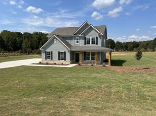 26 Cherokee Ct, Good Hope, GA 30641