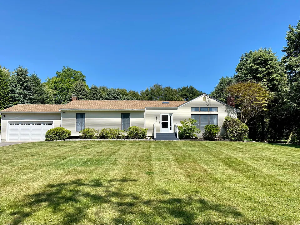 2735 Beebe Dr