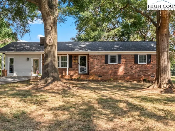 149 Somersault Lane, Elkin, NC 28621