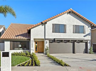 21822 Oceanbreeze Ln, Huntington Beach, CA 92646