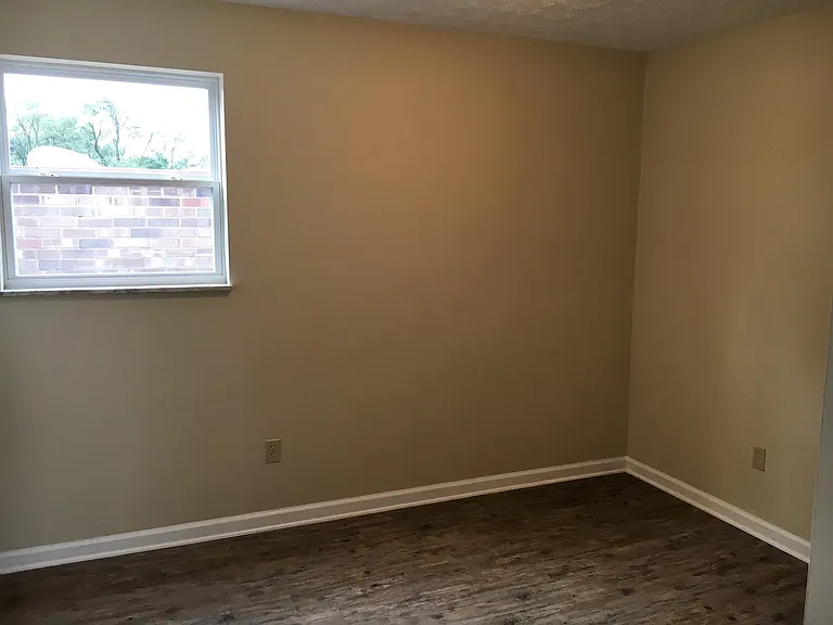 3316 Maize Rd — Photo 5