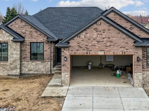 45550 Gable Dr, Macomb, MI 48044
