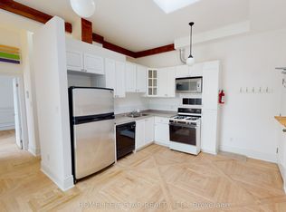 1152 Gerrard St E #213, Toronto, ON