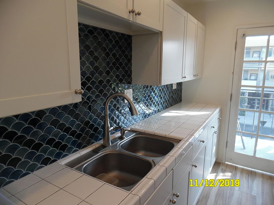 1st image of 1255 Seward St #2211