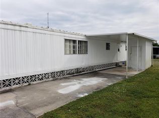 60 Hacienda Blvd, Fort Myers, FL 33905