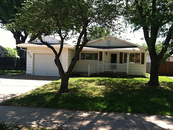 5th image of 2055 Wesley St
