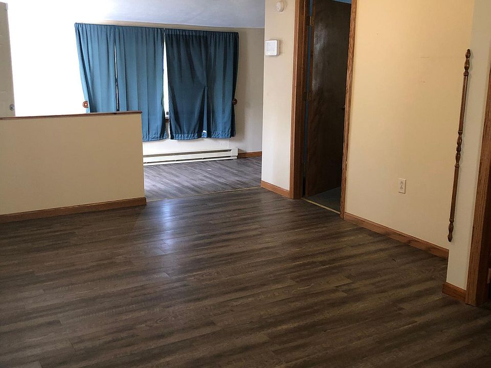 1st image of 2916 Daleford Ave NE