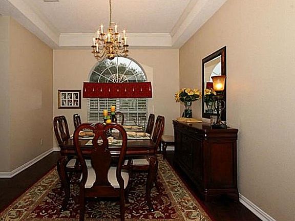 5th image of 1717 Bershire Ct