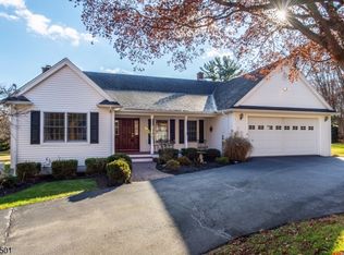 33 Ricker Rd, Kinnelon, NJ 07405