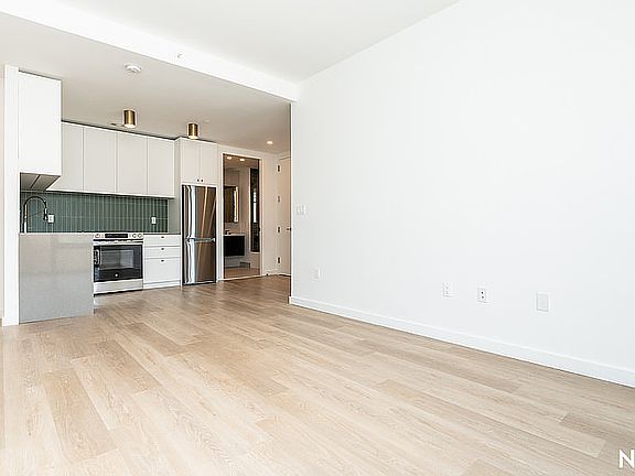 3rd image of 527 Grand Ave #713