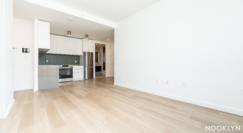 1st image of 527 Grand Ave #723