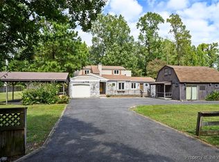 113 Jernigan Ln, Yorktown, VA 23692