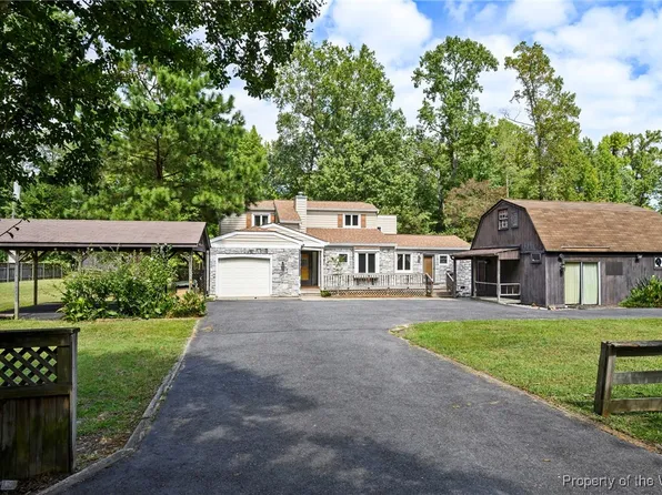 113 Jernigan Ln, Yorktown, VA 23692