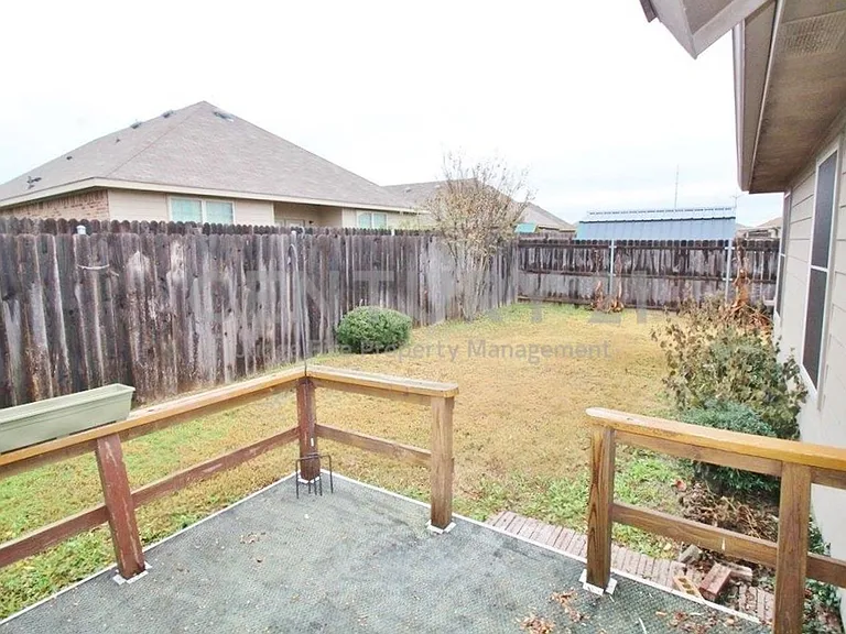 217 Silver Spur Dr — Photo 19