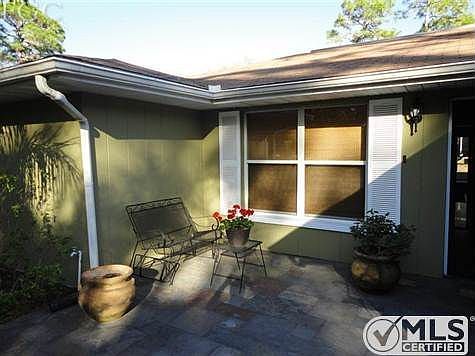 3rd image of 16890 3rd St