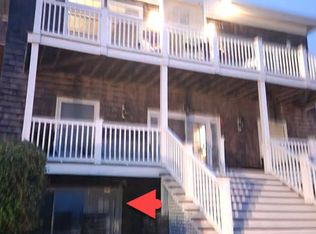185 Ocean Rd APT 4, Narragansett, RI 02882