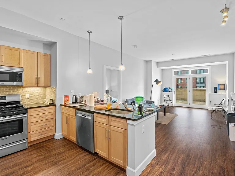 1501 Commonwealth Ave #103 — Photo 9