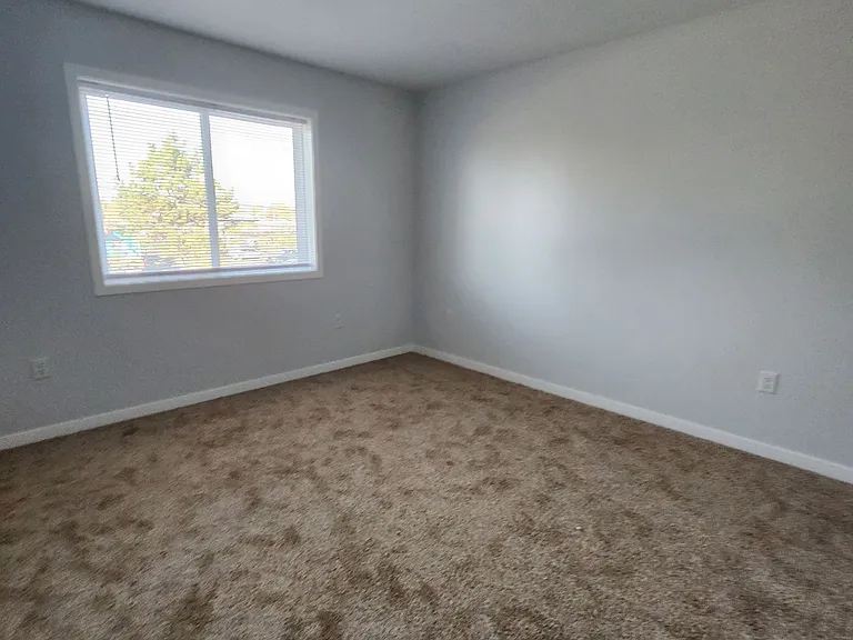 6th Ave SE Duplex — Photo 13