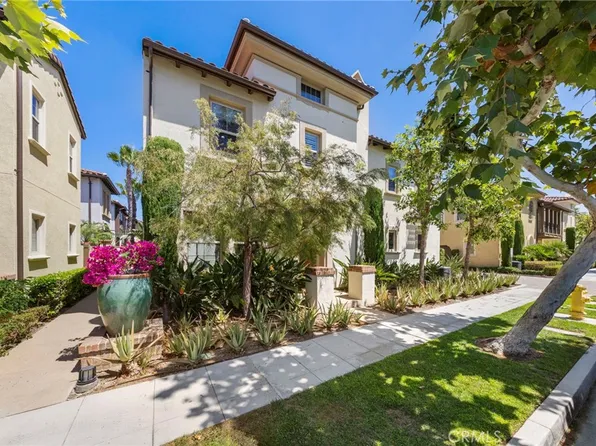 691 E Valencia St, Anaheim, CA 92805