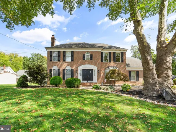 733 Birch Ave, Penndel, PA 19047