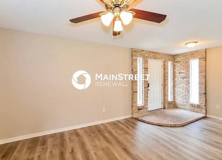 1451 Azalea Ave — Photo 6