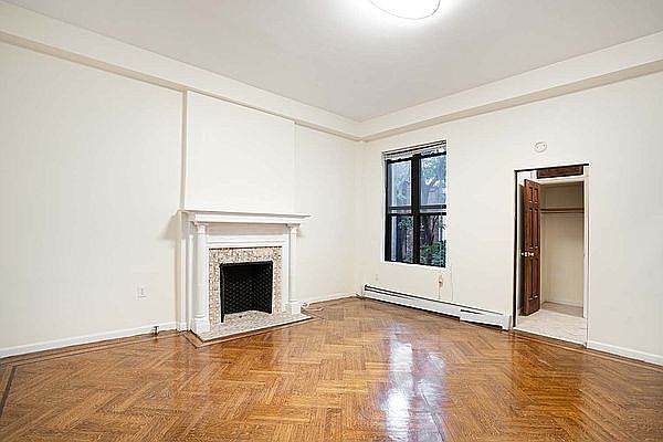 1st image of 91 W 119th St APT 6