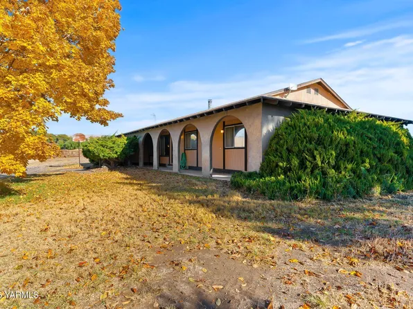 151 Morrow Rd, Moxee, WA 98936