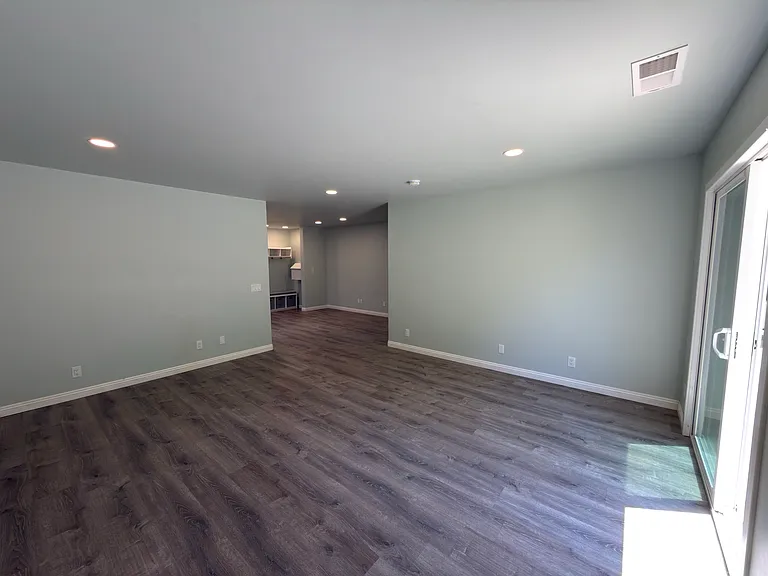 1528 Sheffield Dr — Photo 15