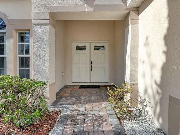 2nd image of 1204 Winding Willow Ct