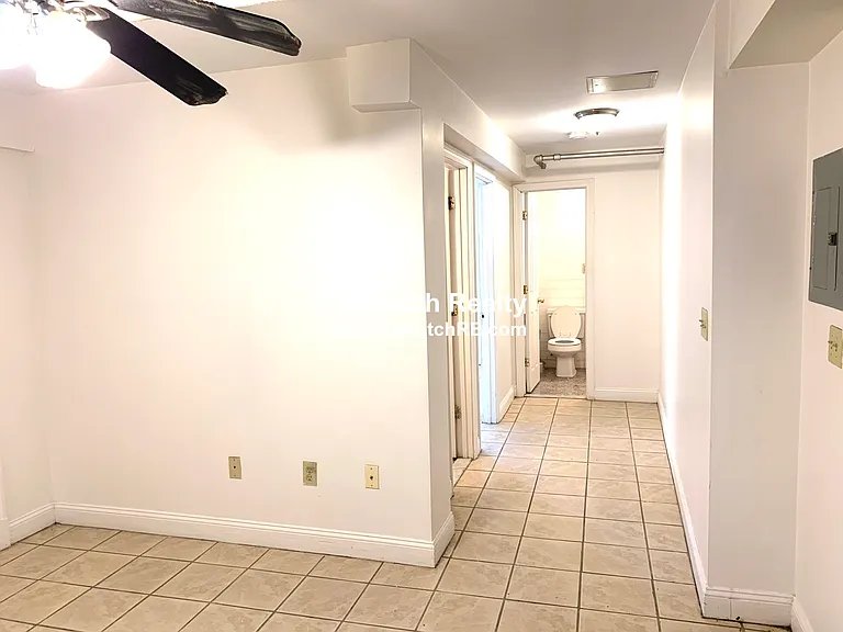 19 Egremont Rd #B — Photo 10