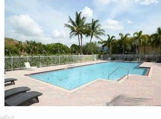 3765 San Simeon Cir, Fort Lauderdale, FL 33331
