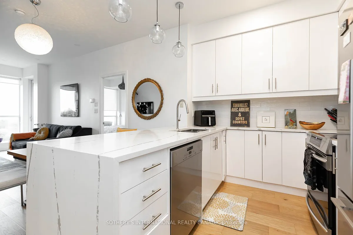Building Photo - 20 Gothic Ave #713