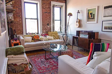 Rented by Nolita Group