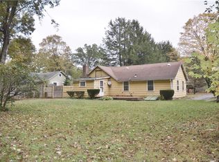 693 Danbury Rd, Wilton, CT 06897