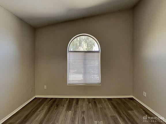 3rd image of 7009 W Peck Dr
