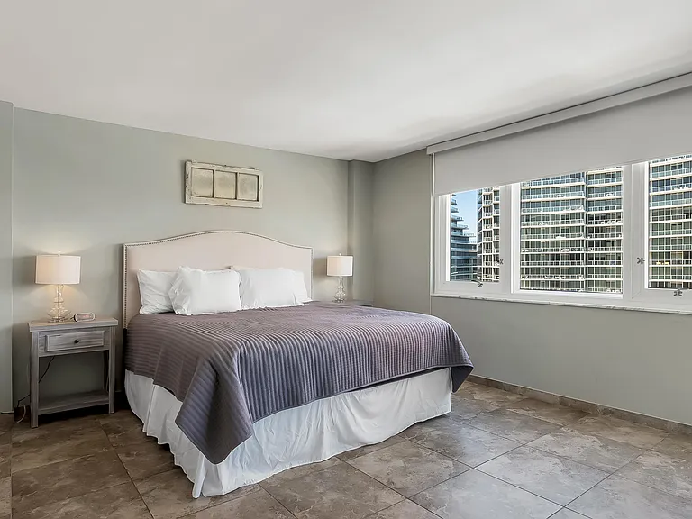 2200 NE 33rd Ave #10K — Photo 22