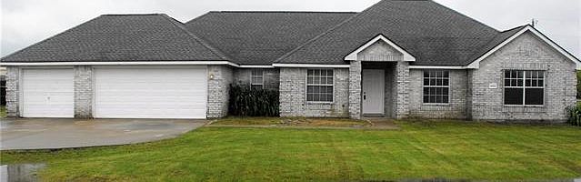 1st image of 1905 N Meadow Cir