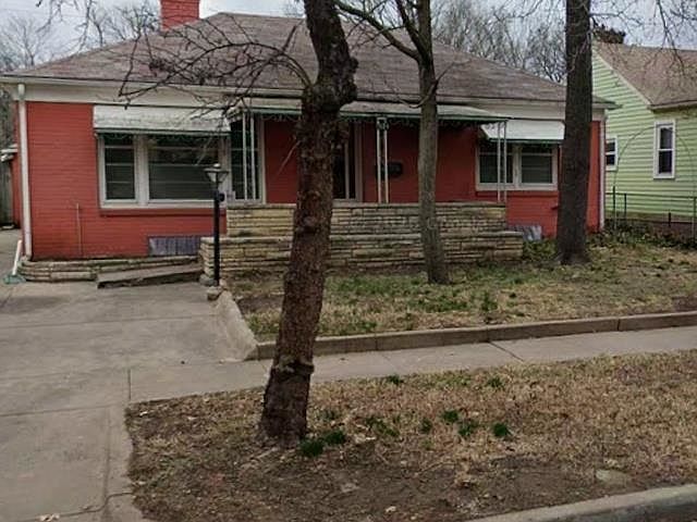 1st image of 1824 N Fairview Ave