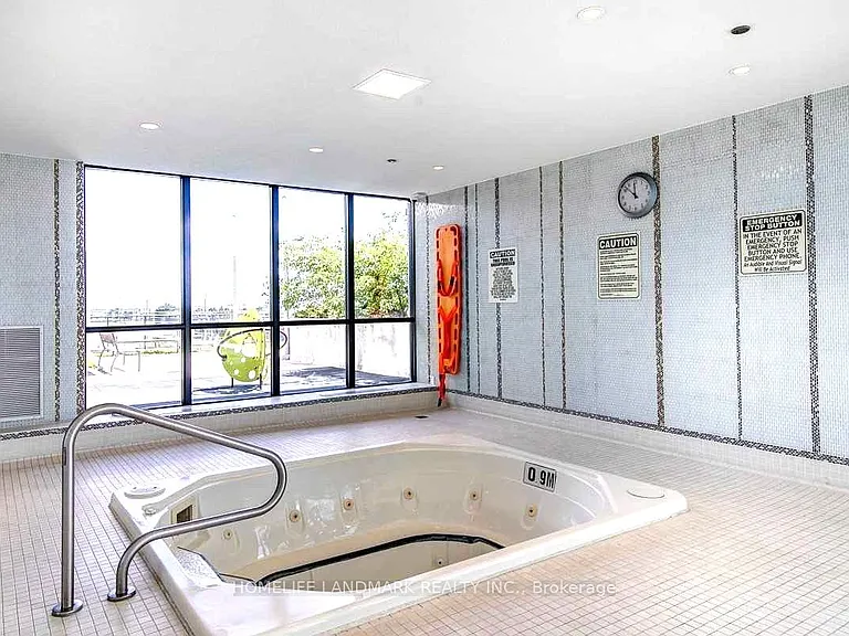 55 Eglinton Ave W #109 — Photo 23