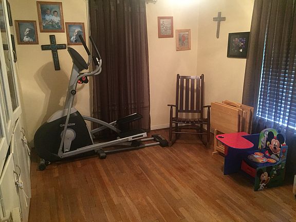 4th image of 411 Windom St