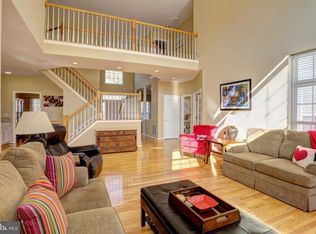 8207 Whitebark Ln, Severn, MD 21144