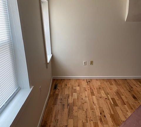 3rd image of 11 Dana Ave #Basement