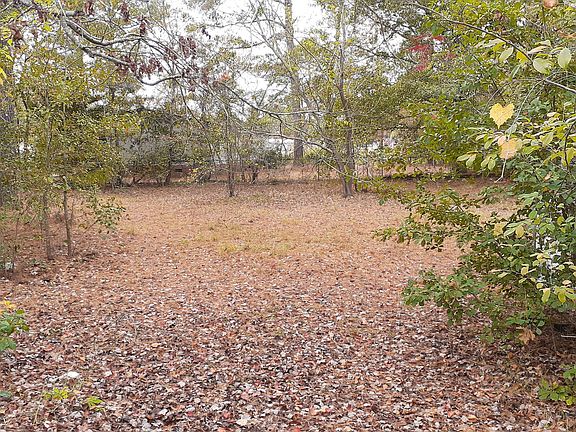 3rd image of 9292 Timber Lane NE