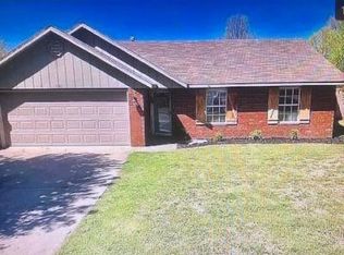 4362 W Patrick St, Fayetteville, AR 72704