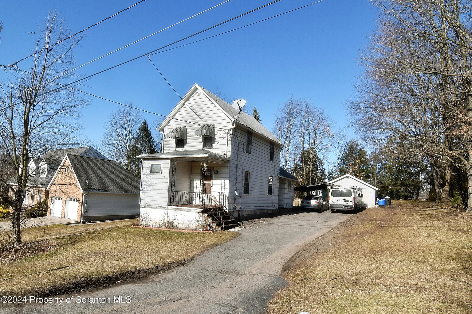 211 Gallagher St photo 1