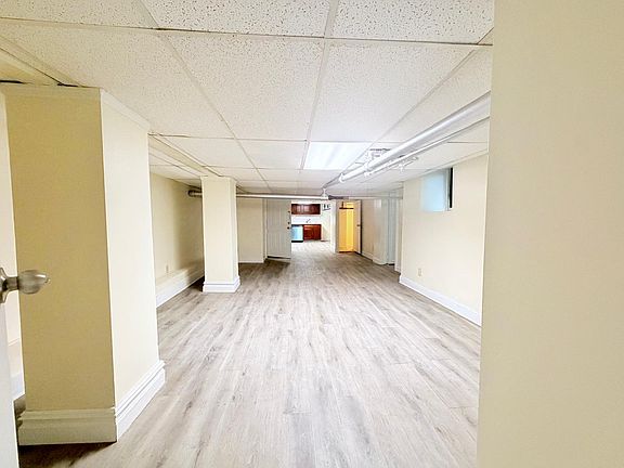 2nd image of 112 Glenwood Ave #B2e