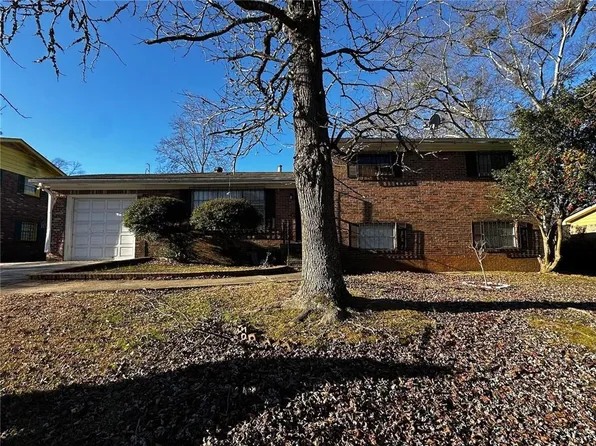2403 Tiffany Pl, Decatur, GA 30035